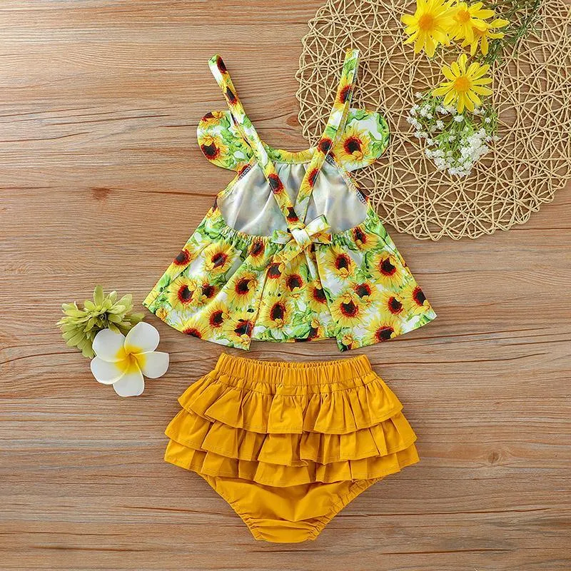 2-piece Floral Printed Tops & Shorts for Baby Girl