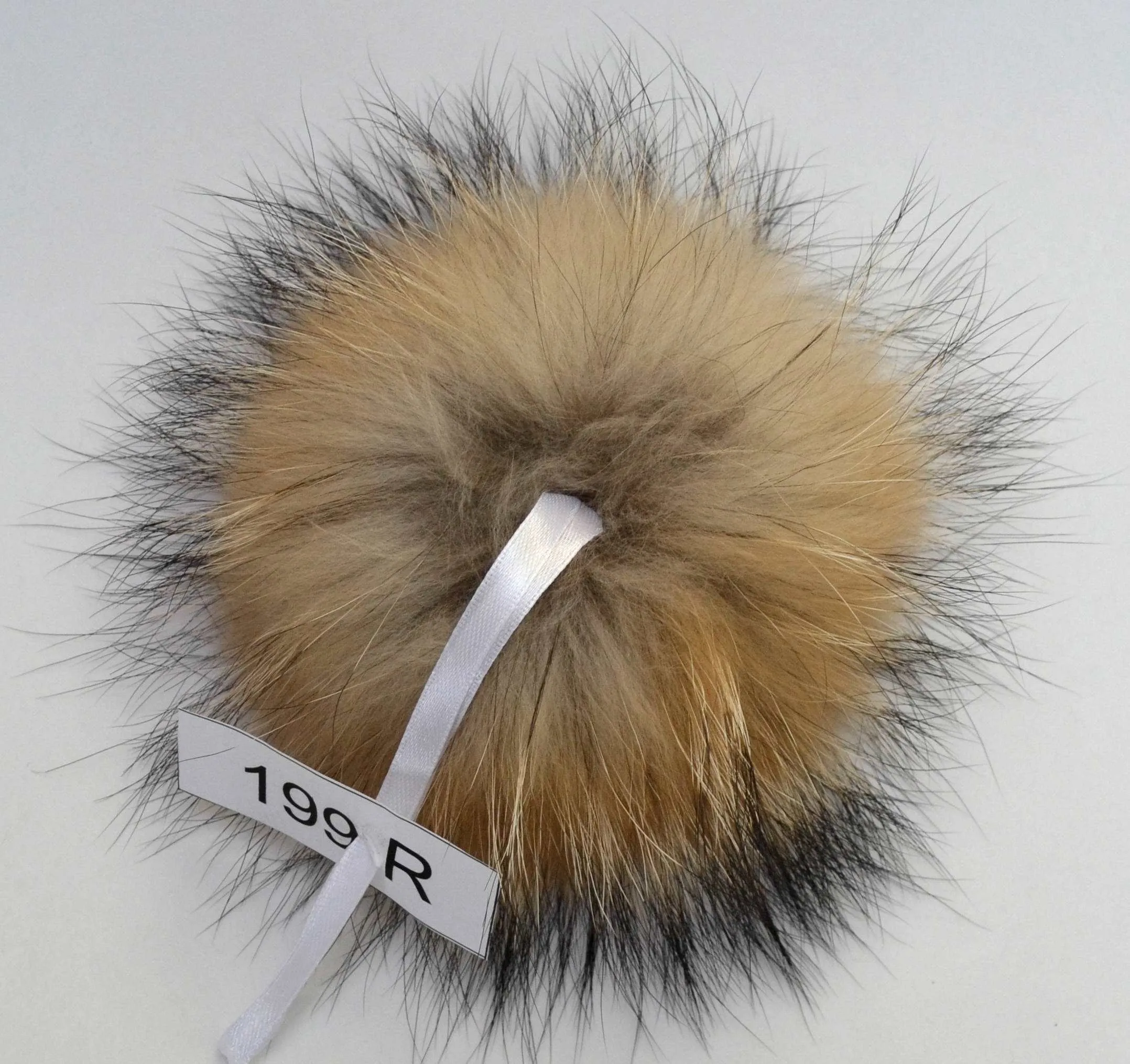 7" FUR POM POM! Raccoon Fur Pom-Pom Hat PomPom Unique Handmade Fur Pom Pom Large Fur Pom Pom for Knits Hat Raccoon Fur Hat Cap Beanie Child