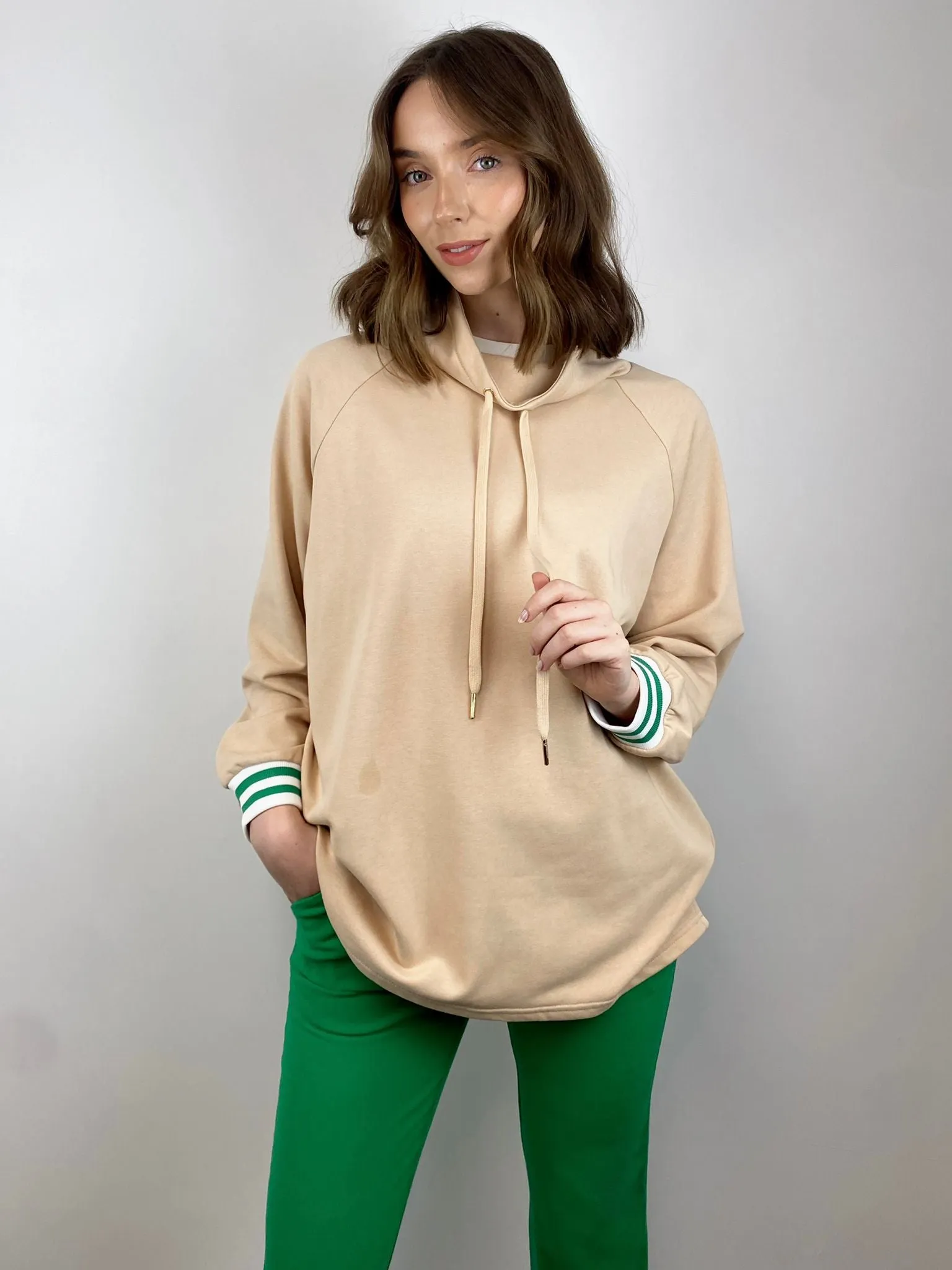 Billie Sweater (Beige)