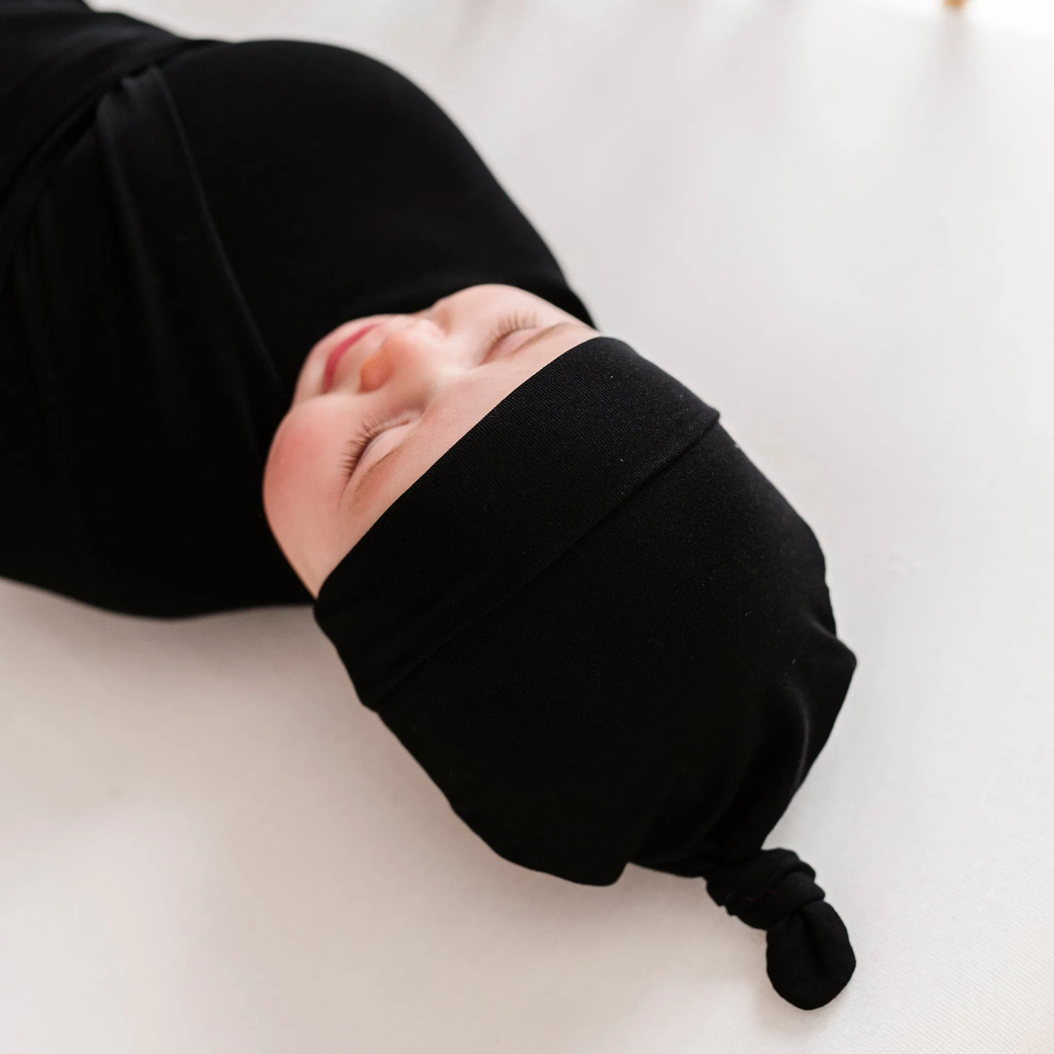 Black Ribbed Swaddle Beanie Set