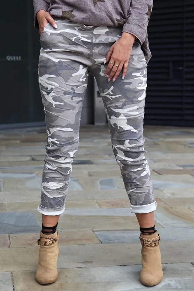 Camouflage Printed Magic Pant