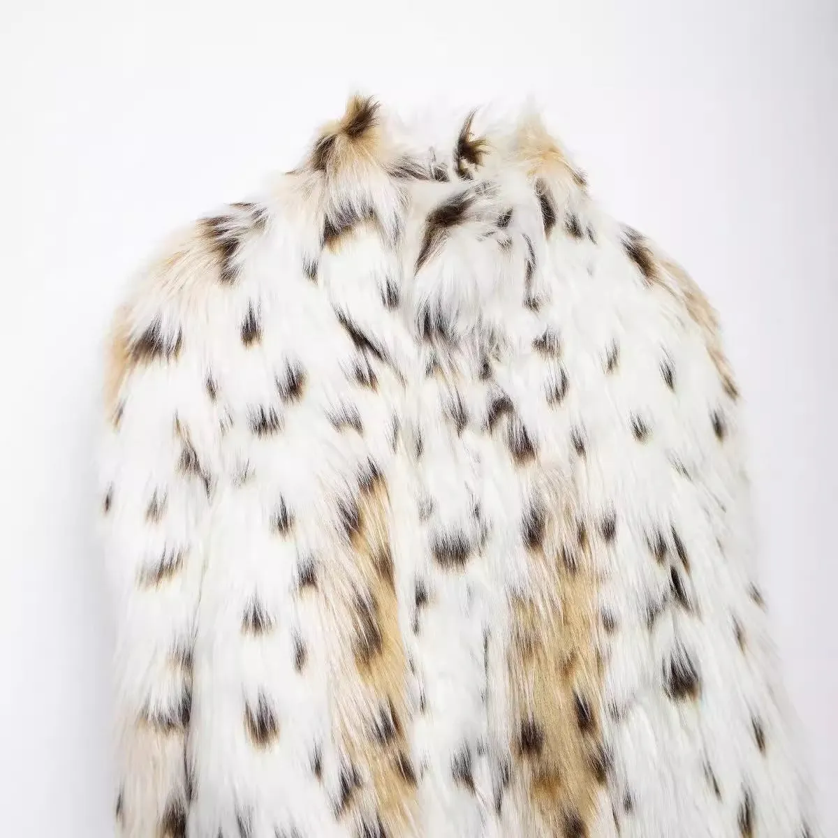 Halloy™ Contrast Color Faux Fur Jacket