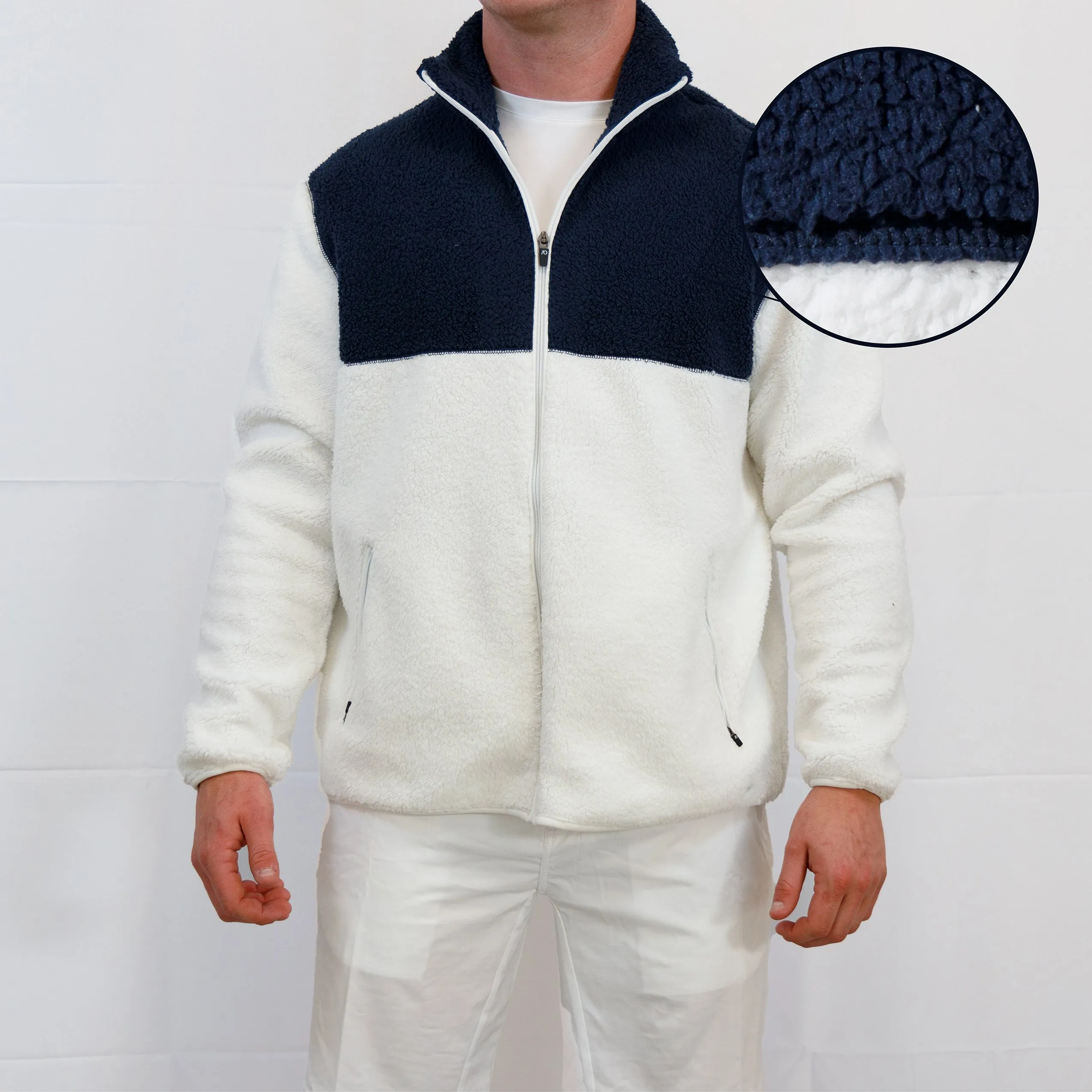 Lux Fleece - White/Navy