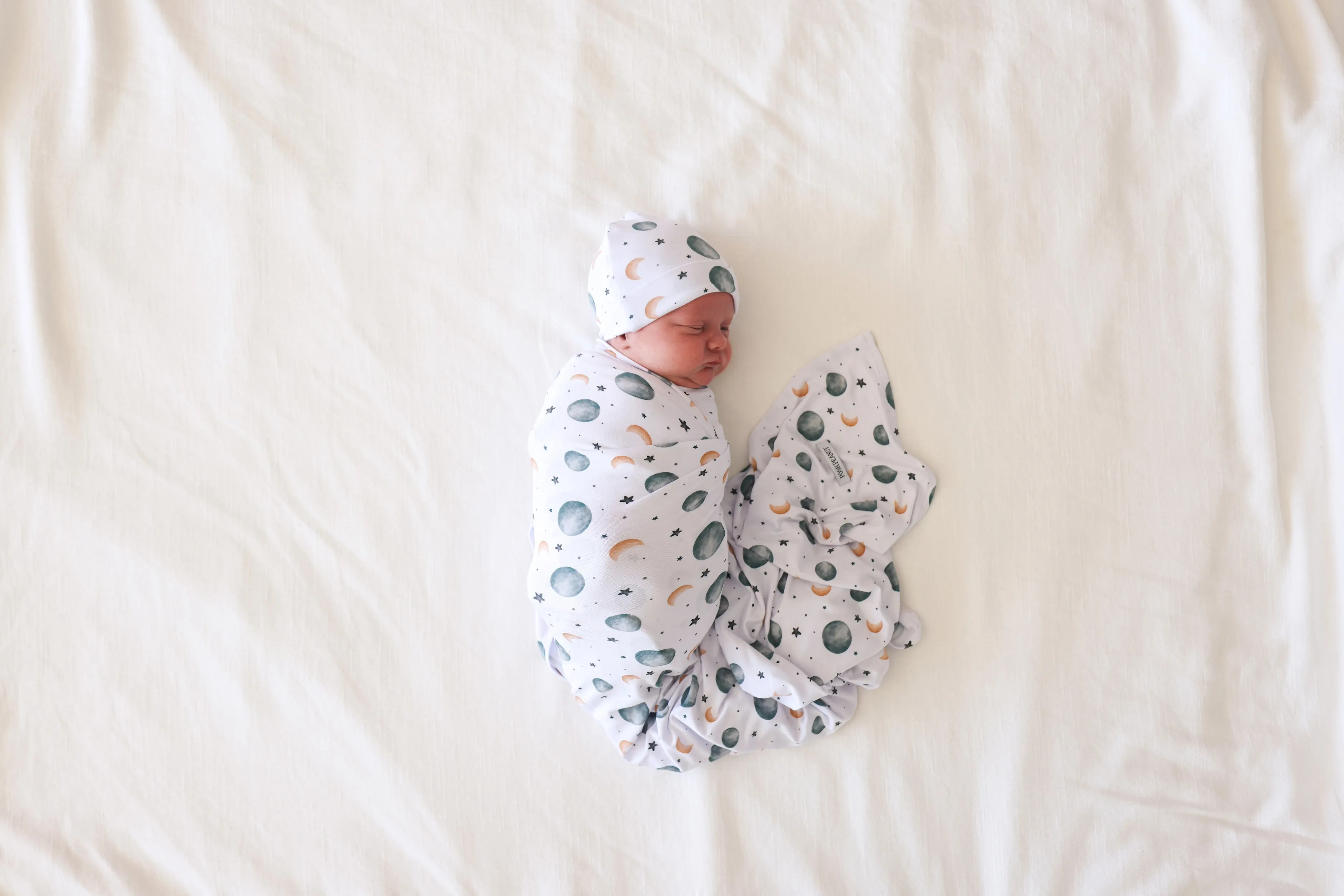 Posh Peanut Roux Infant Swaddle & Beanie Set