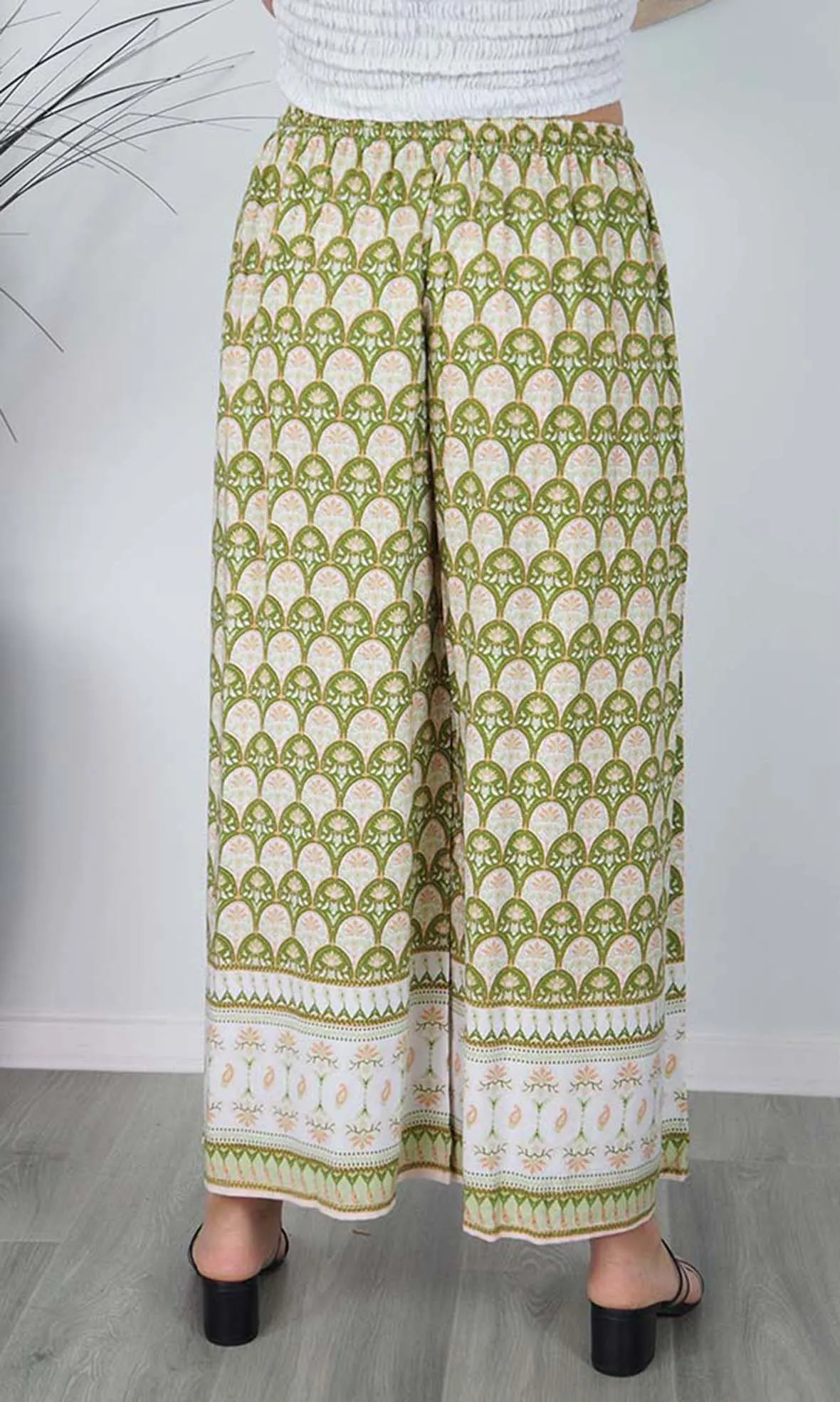 Rayon Pant Cha Cha Scallops, More Colours