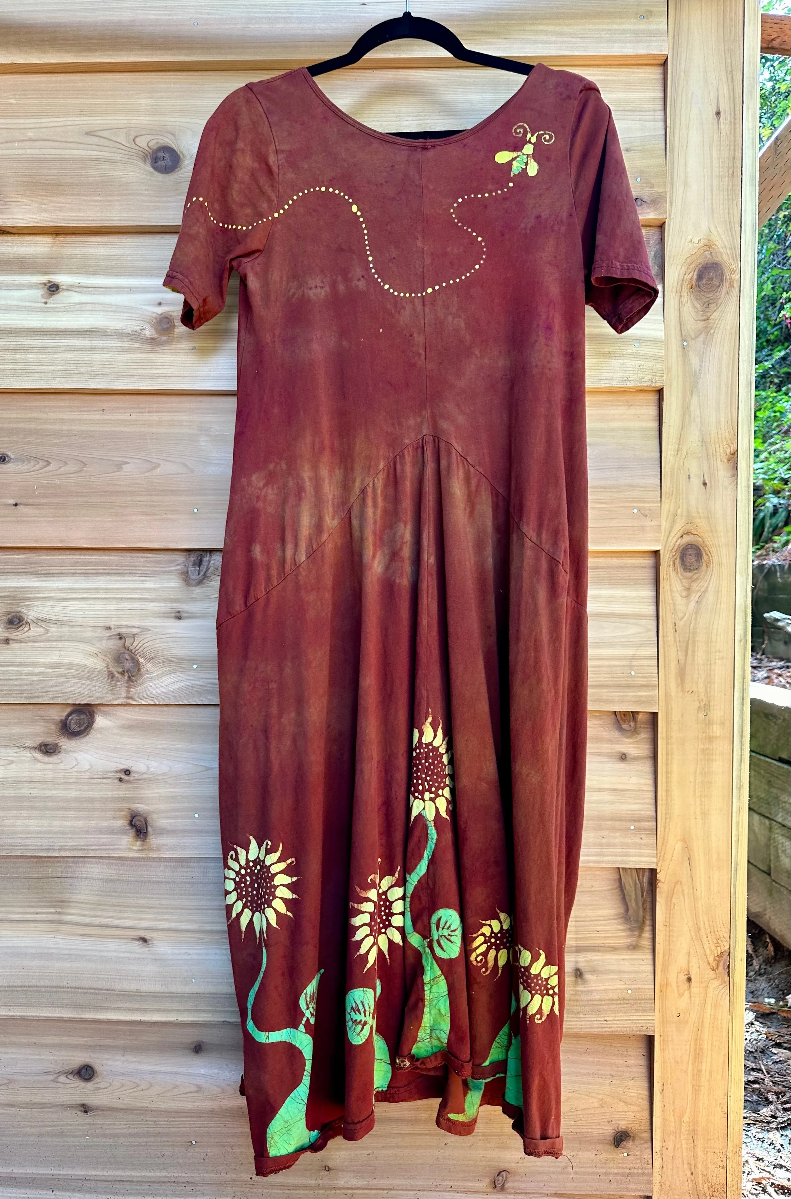 Red Sunflower Batik Dress With Pockets - Size Large