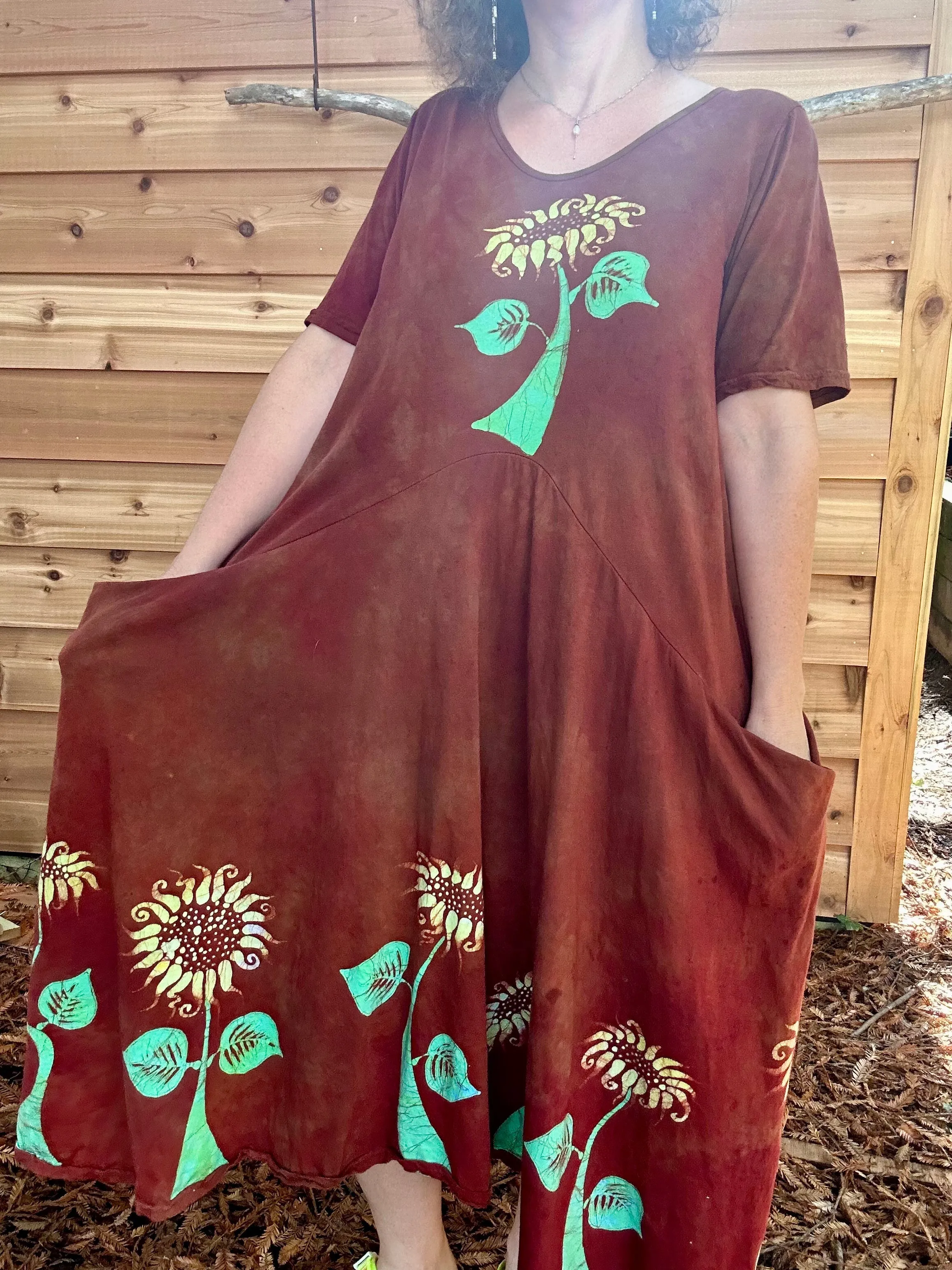 Red Sunflower Batik Dress With Pockets - Size Large