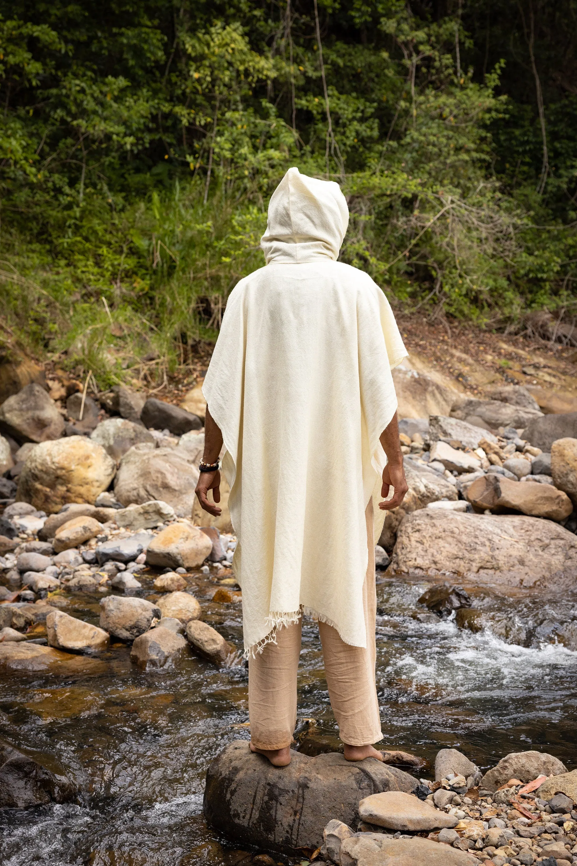 SAHAJI Poncho Beige Pure Cashmere Wool Hooded Mens Long with Pockets Handmade Handwoven Viking Festival Ceremony Gypsy Boho Mexican AJJAYA