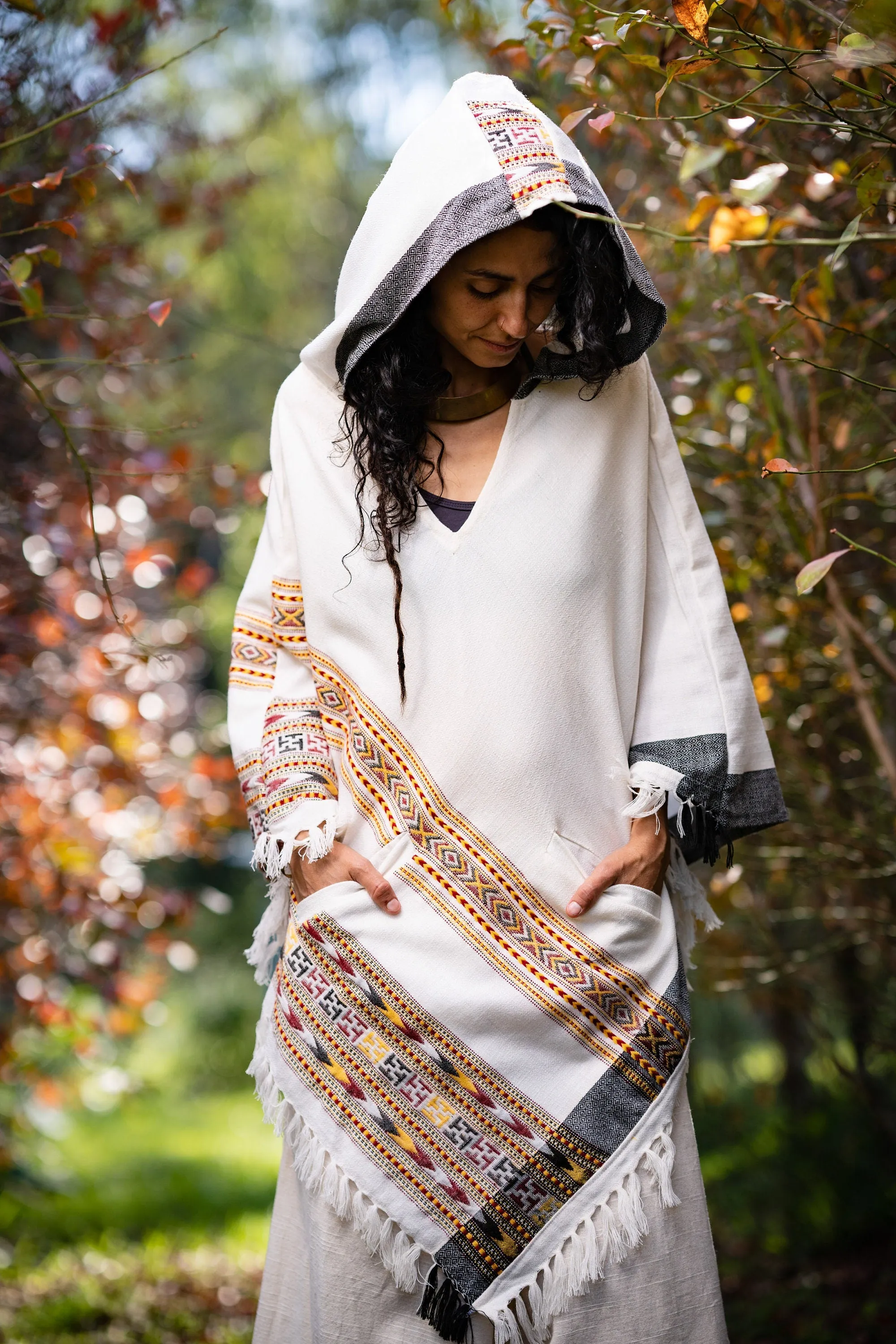 SAMADHI Womens Hooded Poncho Pure White Cashmere Yak Wool and Acrylic Wool Blend Tribal Embroidery Large Hood Two Pockets Shaman AJJAYA