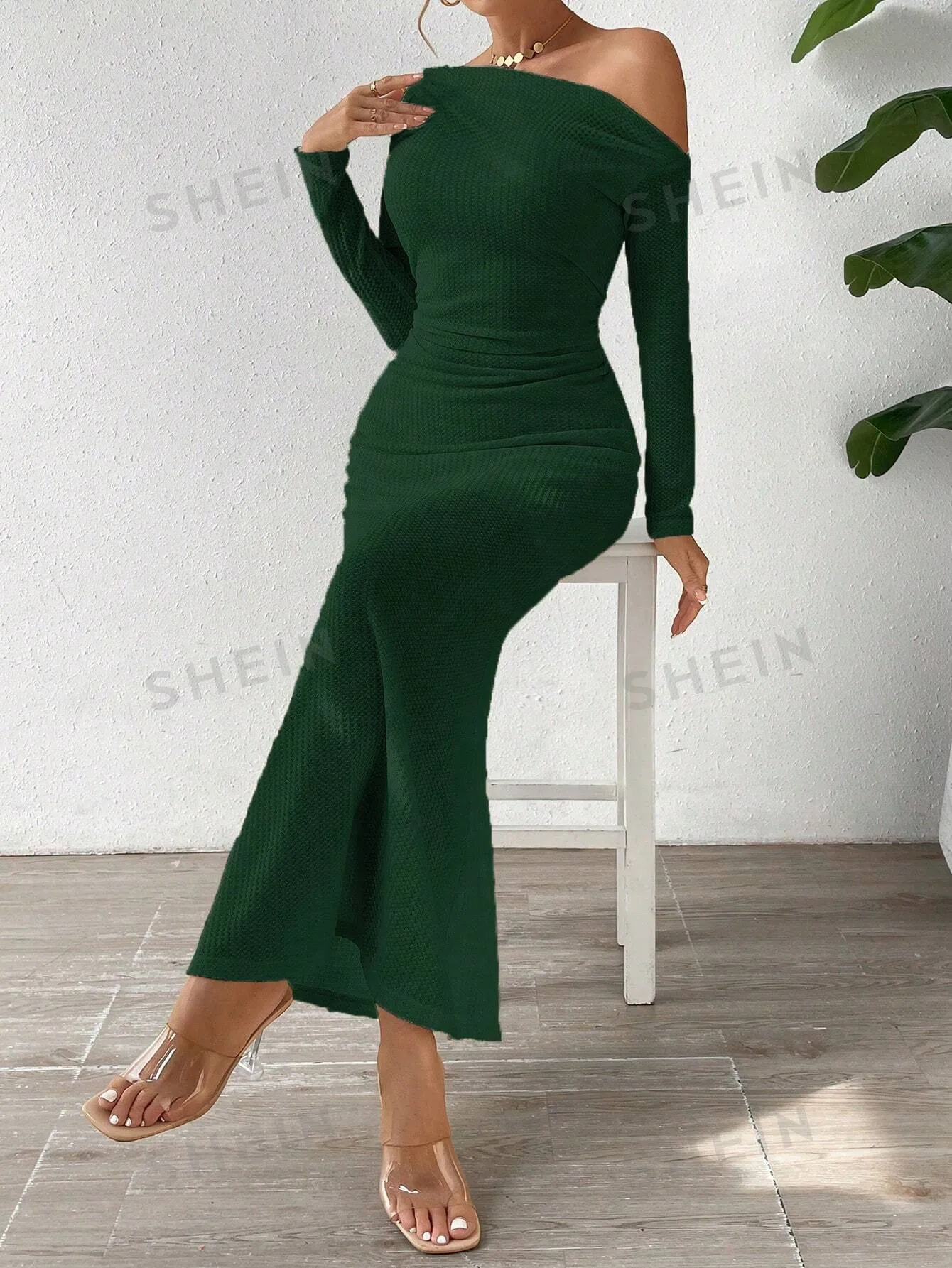 Women's Asymmetric Off Shoulder FishTail Dress