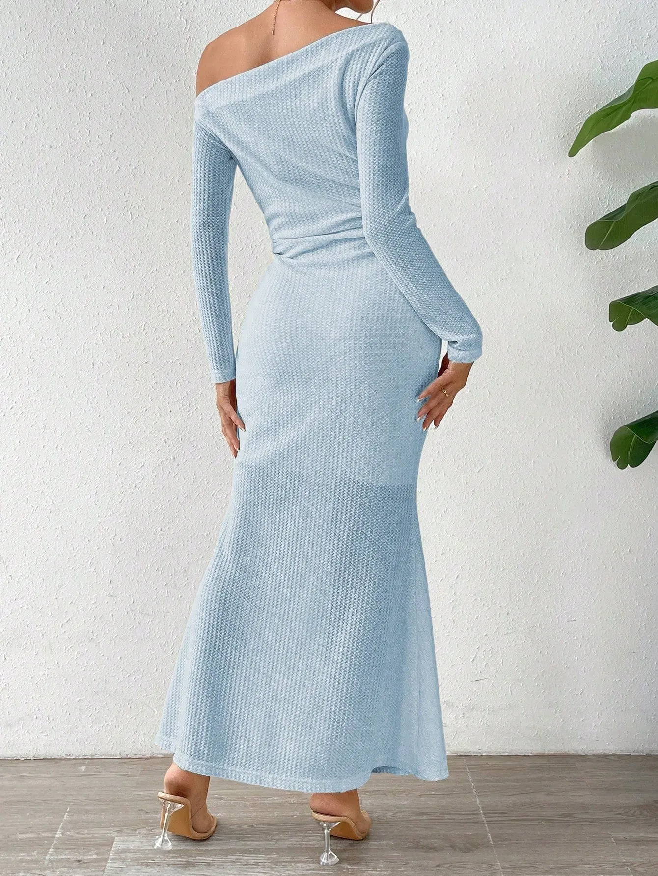 Women's Asymmetric Off Shoulder FishTail Dress