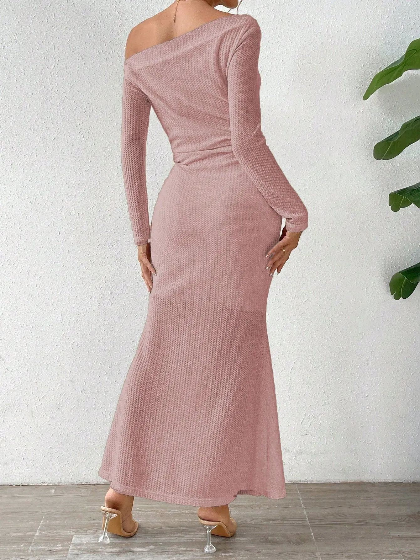 Women's Asymmetric Off Shoulder FishTail Dress