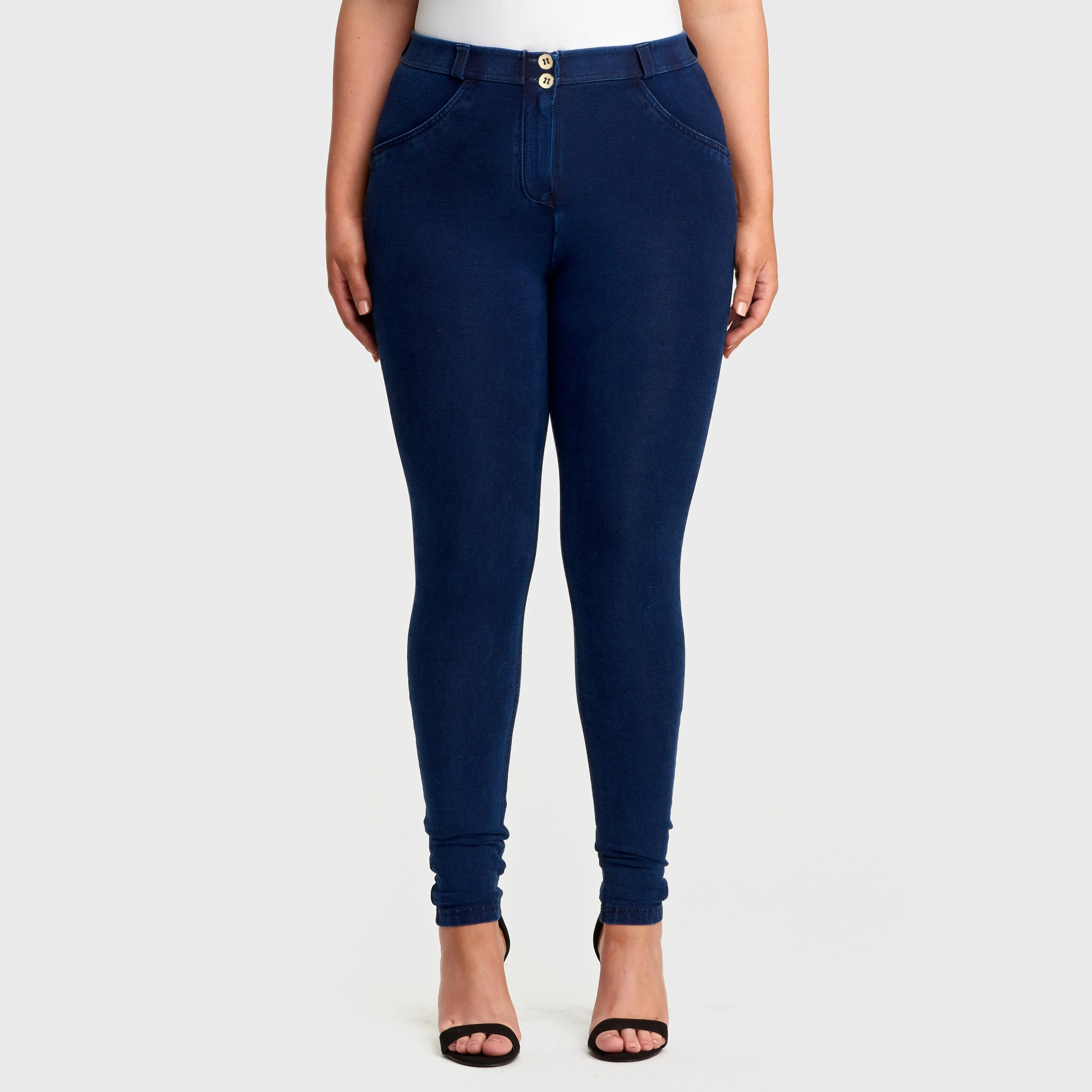 WR.UP® Curvy Denim - High Waist - Full Length - Dark Blue   Blue Stitching